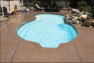 sun fiberglass pools  